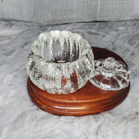 Avon Vintage Halloween Glass Pumpkin Trinket/Candy Dish Candleholder - Picture 3 of 6